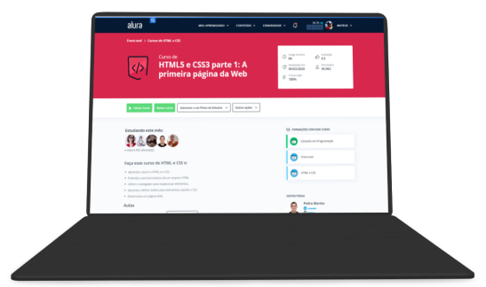 Notebook com a pagina da Alura Plus